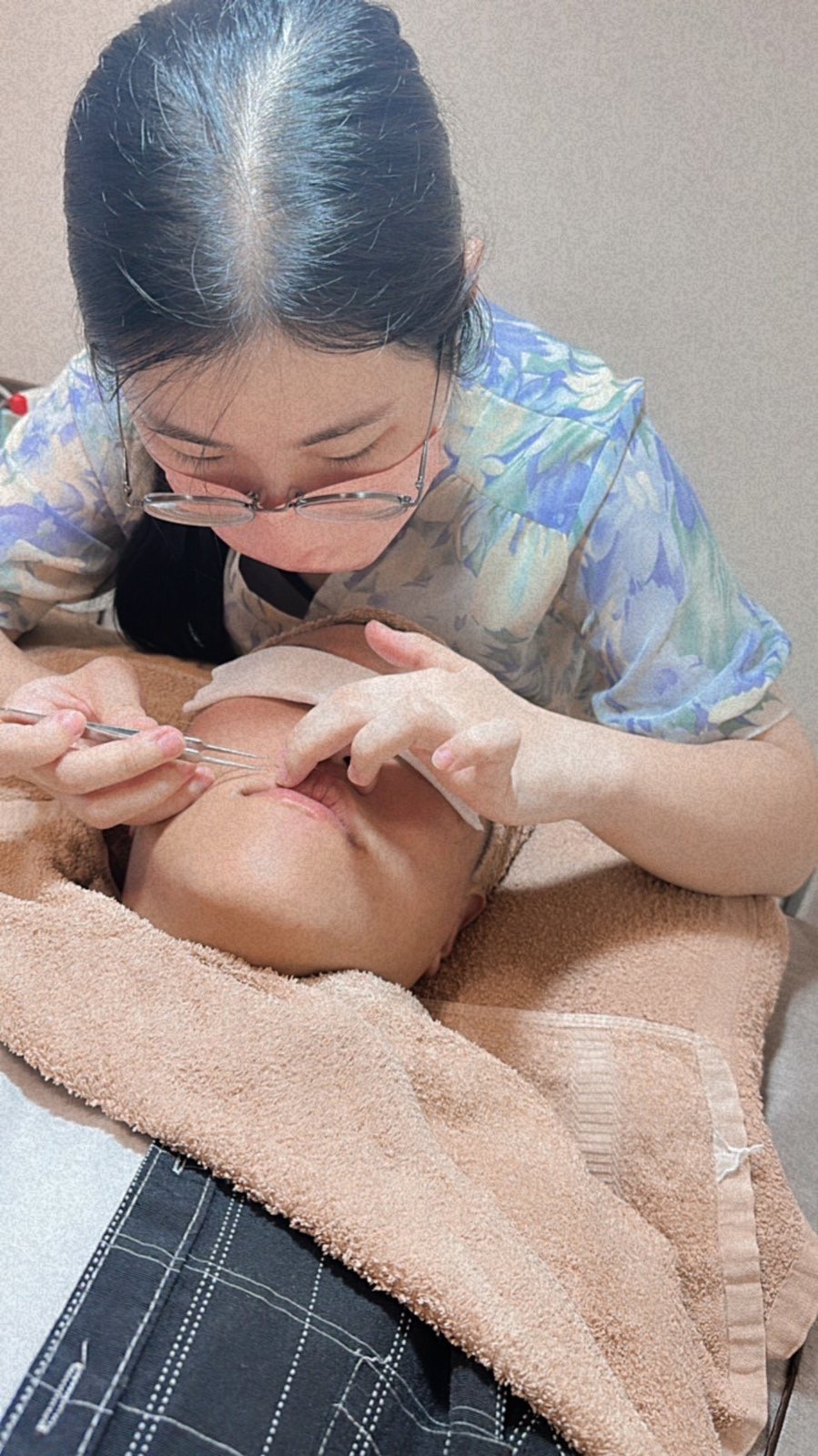 美容實作側拍